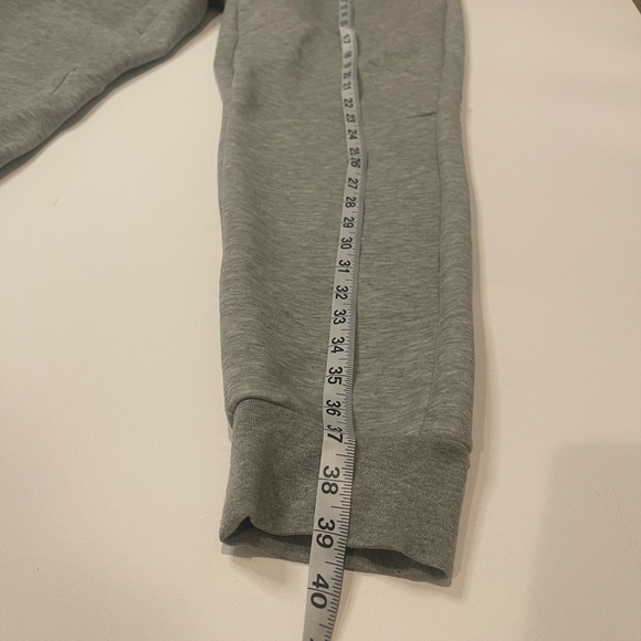 Nike tech jogger sweat pants - Picture 6 of 9